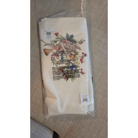 Pottery Barn 2 Guest Bath Towels - Picture 3 of 4